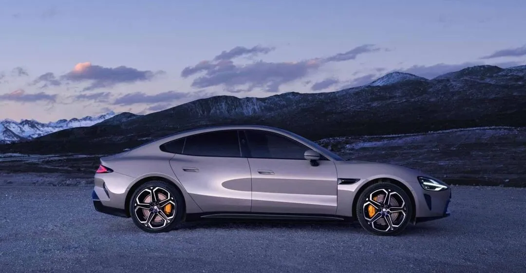 小米SU7已预订？看看你的爱车出厂前履历了什么